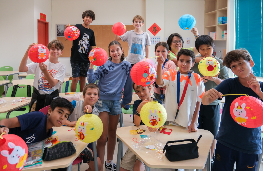 French International Student Making Lantern